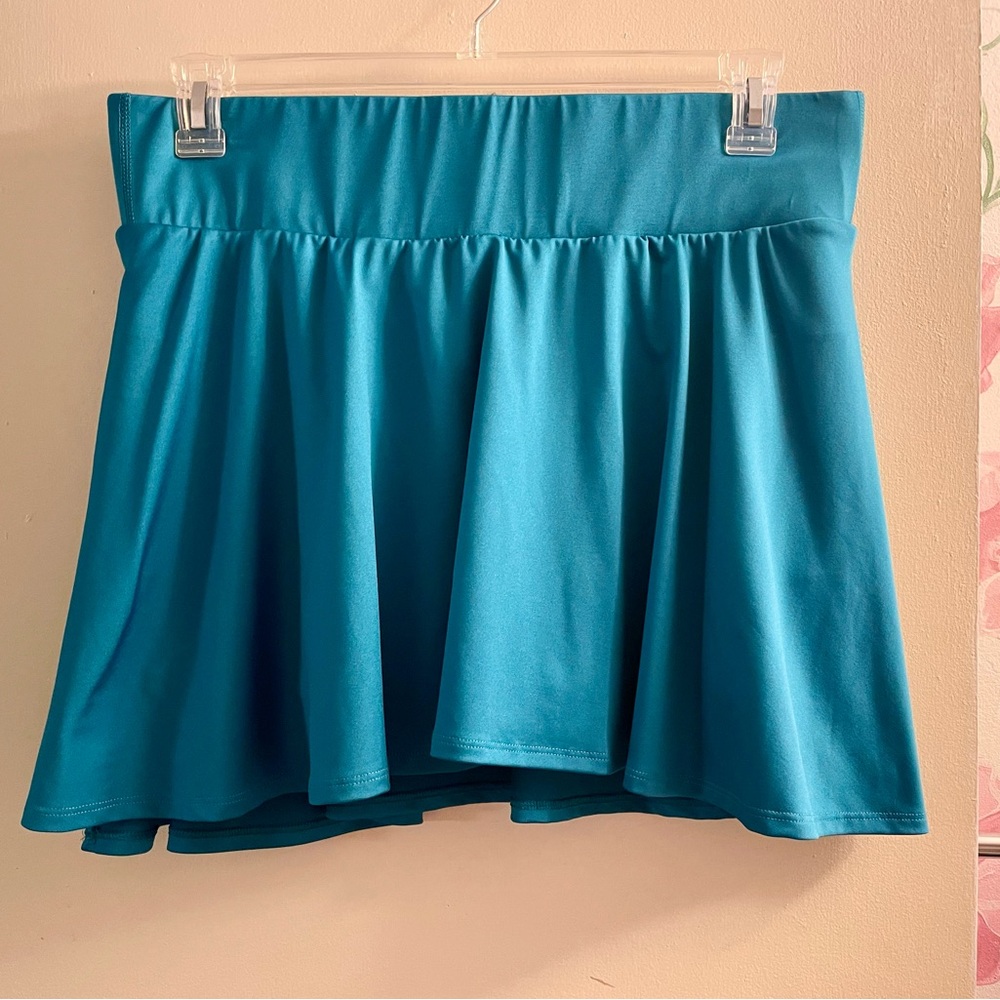 Tek Gear Teal Athletic Athleisure Skort
SIZE XL
✨✨LIKE NEW✨✨